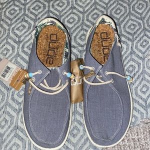Hey dudes, size 9, indigo with tan(canvas looking) back